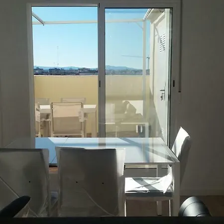 Appartement Penthouse With Terrace 40m2 With Wide Views 10mn Walking From Center *
