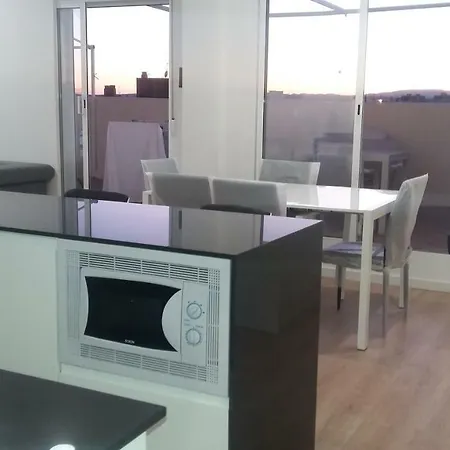Penthouse With Terrace 40m2 With Wide Views 10mn Walking From Center