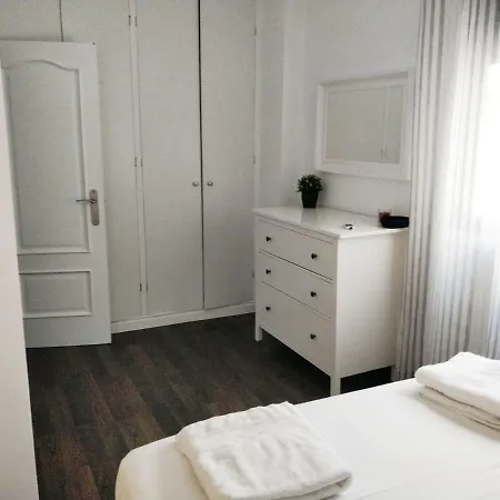 Cerca De La Playa Y Ciudad De Ciencias * Valensiya