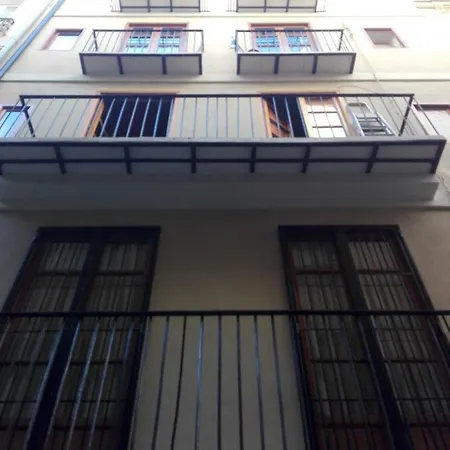 Apartment 12 Carrer Del Bisbe