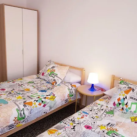 Mercado De Ruzafa. Centro-wifi Valence