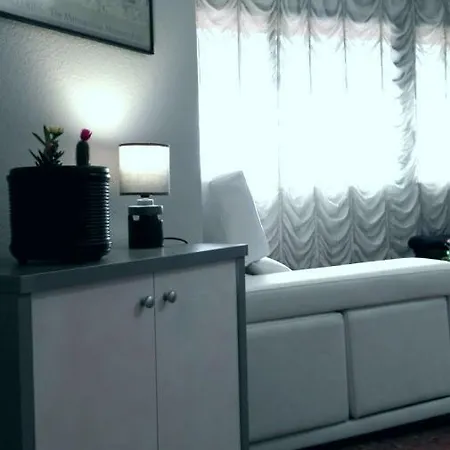 Apartman Muvim Centrum *