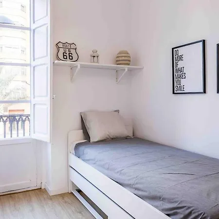 Cozy Center! Apartment