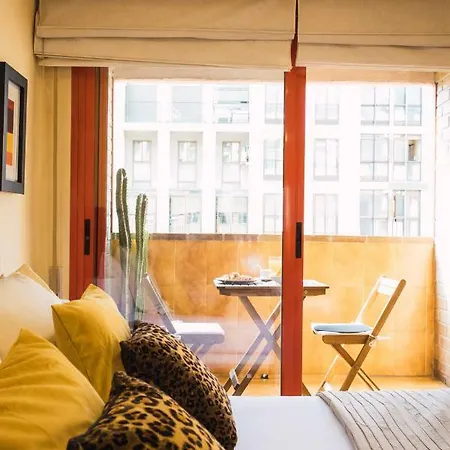 Florit Flats - Cozy 2 Bedroom By The Of Arts And Science Apartamento