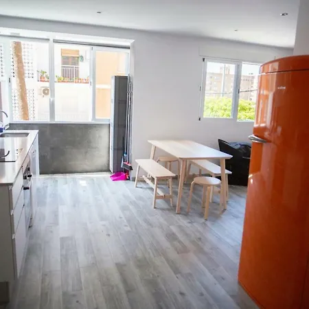 Piso De Diseno A 5 Min Andando De La Playa *