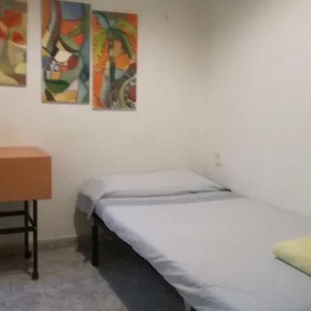 Loyola En Piso Compartido Valencia