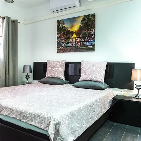 Catedral Reina Appartement *