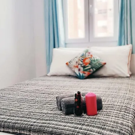 Appartement On-line Luxury Apart Sollana 6, Free Wi-fi *
