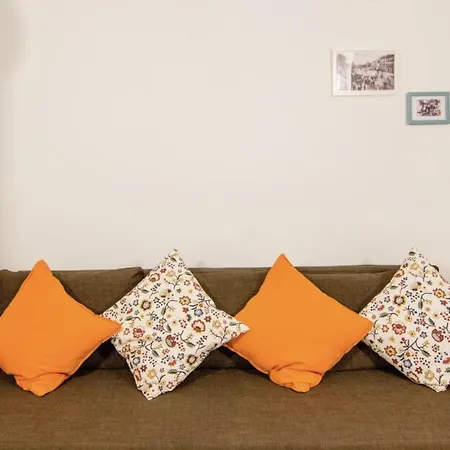 Station. Free Wifi & Terrace Appartamento *