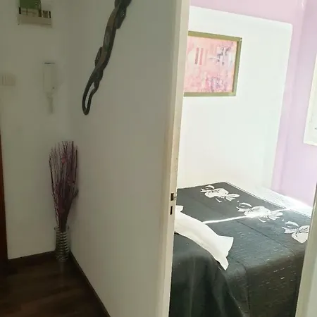 Doble En Piso Compartido * Valencia