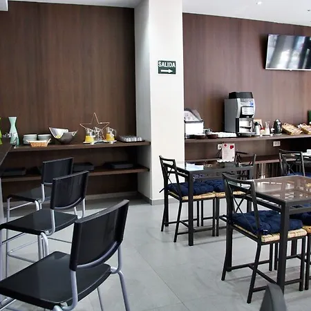 Hotell Olympia Universidades 3*