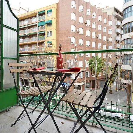 Cosy Near To The Center Appartement