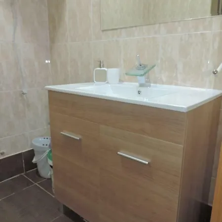 Apartamento Moderno Y Acogedor Frente A Ruzafa Y Cerca Del Centro Valência