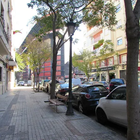 Vivienda Diseno Con Jardin Interior *
