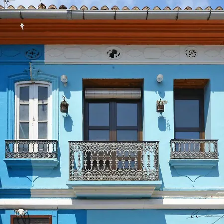 Casita En El Cabanal Con Patio Valence