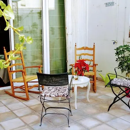 Angel Guimera & Breakfast *