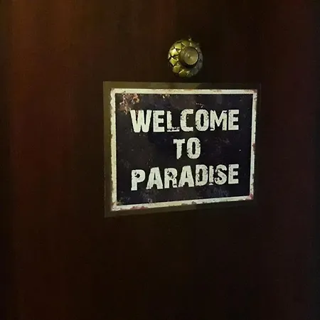 Angel Guimera & Breakfast