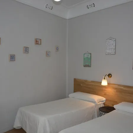 בית הארחה Moratin ולנסיה