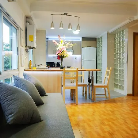 On-line Luxury Apart Pintor Stoolz, Free Wi-fi Apartman Valencia