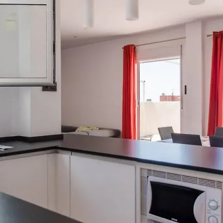 Appartement Penthouse With Terrace 40m2 With Wide Views 10mn Walking From Center