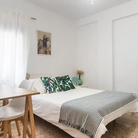 Apartman Luminoso Y Renovado En Universidad, Paseo Al Mar