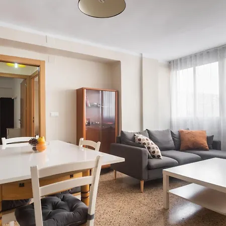 Apartman Luminoso Y Renovado En Universidad, Paseo Al Mar Valencia