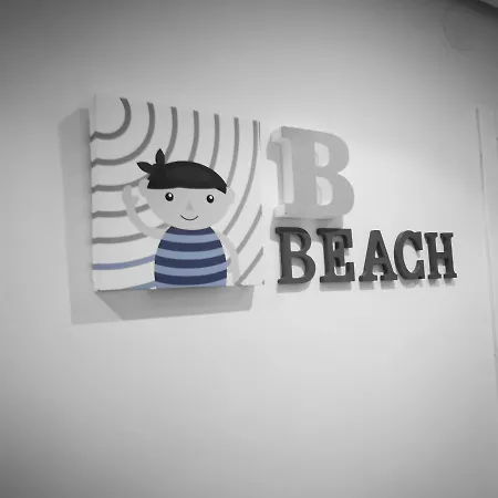 B Beach شقة فالنسيا
