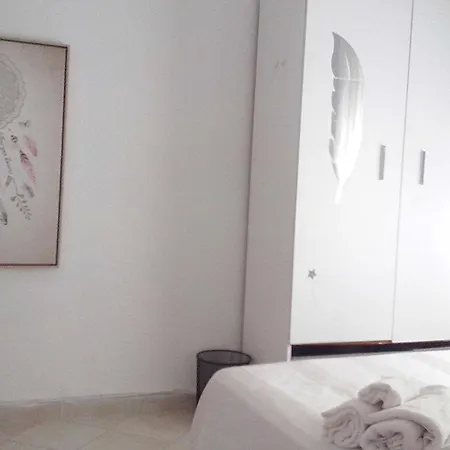 Homestay szállás Comodas Cerca De La Playa *