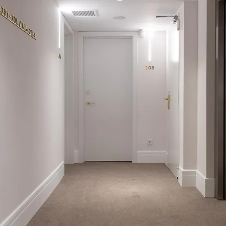 Cosmo Boutique 3* 瓦伦西亚