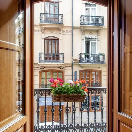 Apartamento Luxurious & Alluring In Historic Town Valencia