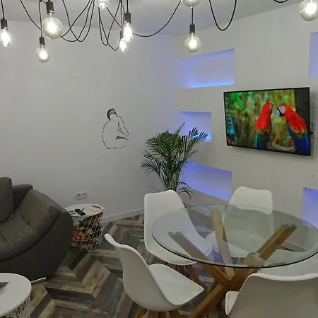 Luxury Port Aparment شقة فالنسيا