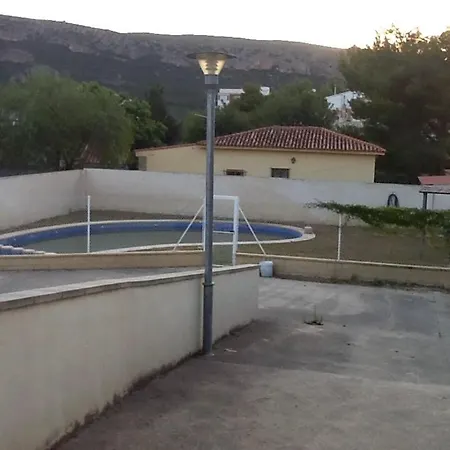 Adosado En Chulilla Сasa de vacaciones Valencia