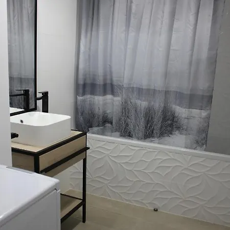 Luxury Port Aparment فالنسيا
