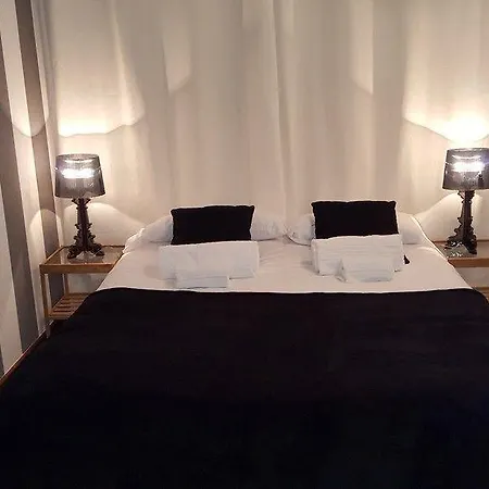 Baron Apartment *