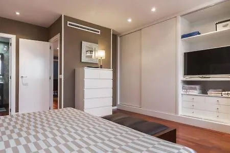 Luxury Penthouse Near Beach/seaview Apartment