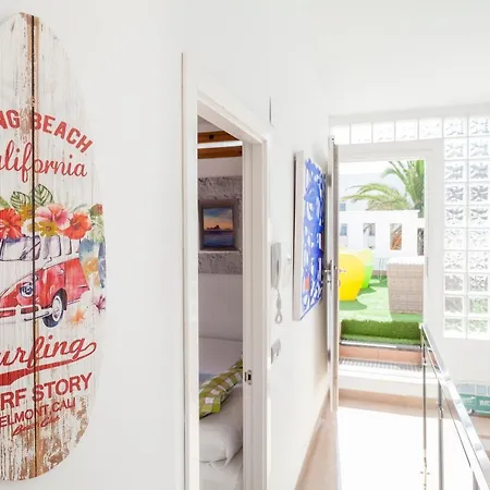 Сasa de vacaciones Fantastic House With Pool On The Beach Rt Valencia
