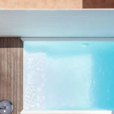 Fantastic House With Pool On The Beach Rt Сasa de vacaciones *