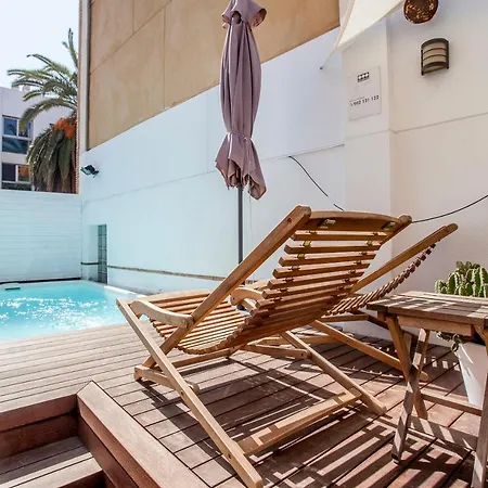 Fantastic House With Pool On The Beach Rt