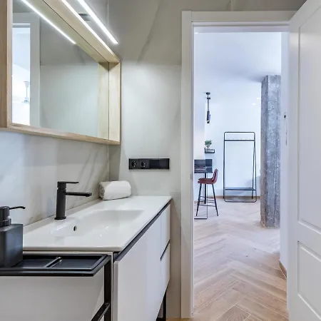 Goerlich By Alma Valencia