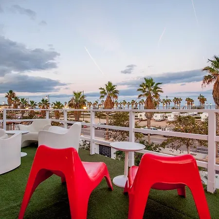 In With Pool On The Beach Villa Valenza