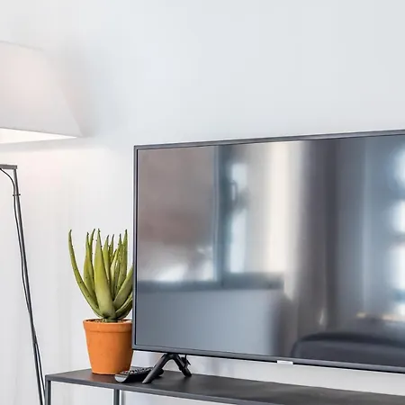 Goerlich By Alma Daire