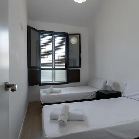 Lonja De La Seda, Apartman *