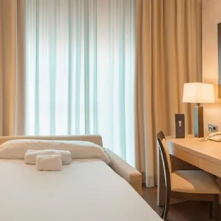 Ξενοδοχείο Sh Palace 5*