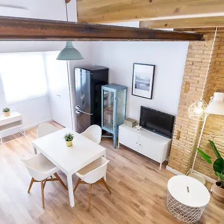 Anelsa Apmts Descubre Y Su Playa *