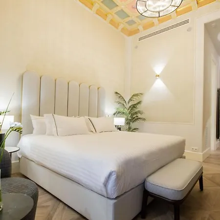 מלון Myr Palacio Vallier 5*