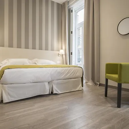 San Lorenzo Boutique Plaza מלון 3*
