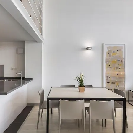 Be Flats Turia Апартаменты *