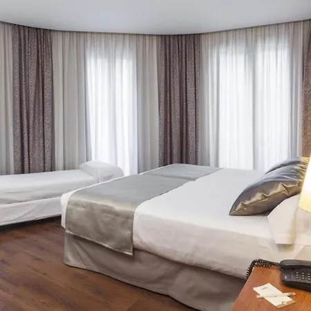 Catalonia Excelsior Hotell 4*
