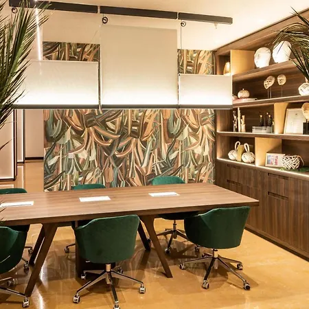 酒店 伊鲁尼瓦伦西亚4号康福特尔酒店