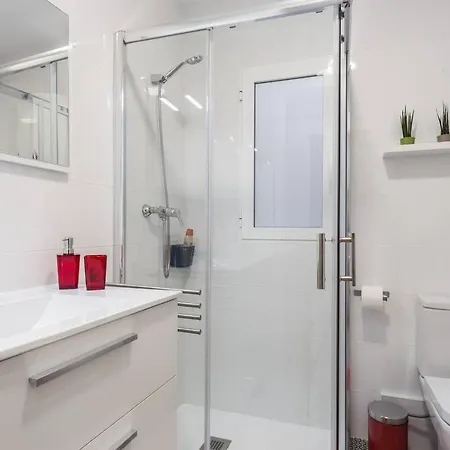Beautiful 2 Bedroom Wifi Ac By The Turia Gardens Apartman Valencia